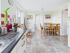 Dining Kitchen- click for photo gallery